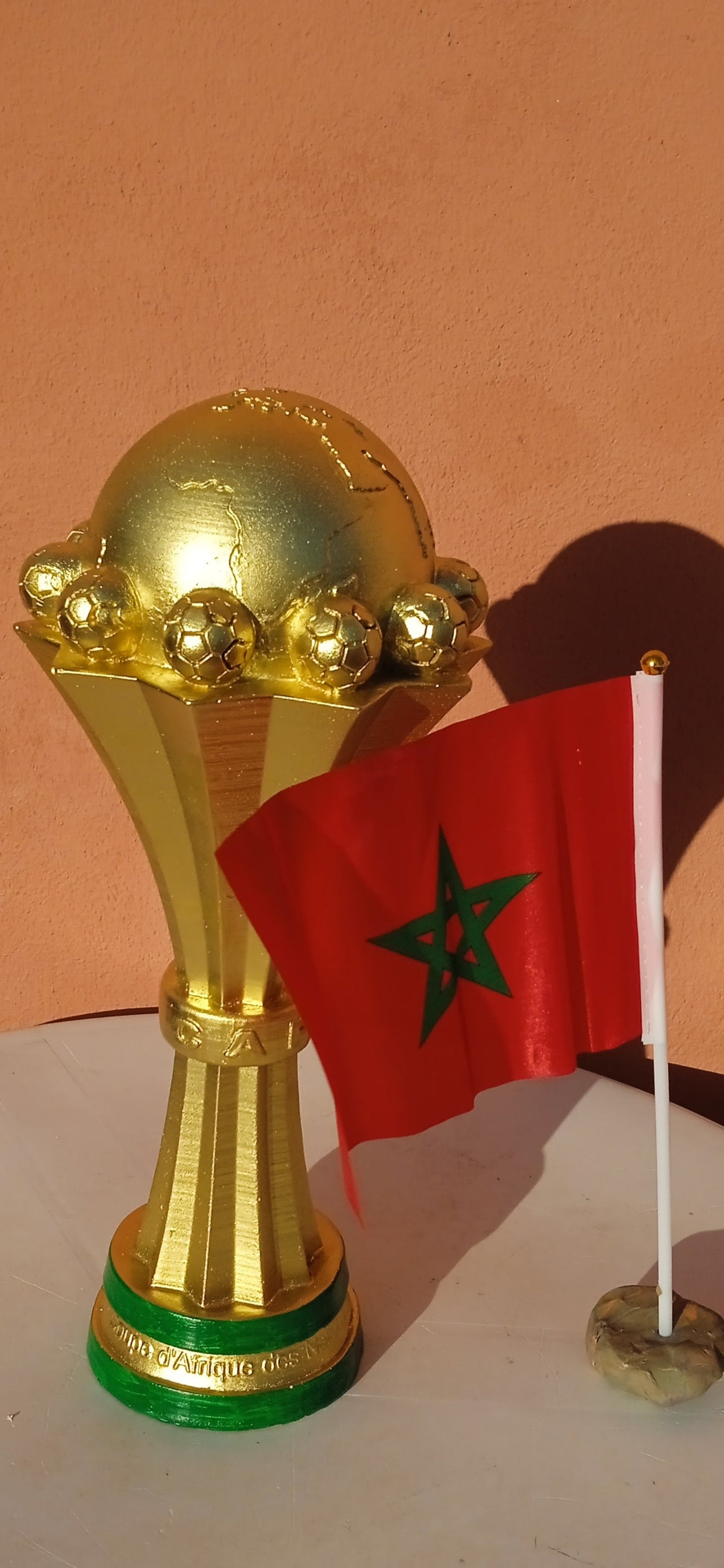 💥💯🏆لأصحاب المقاهي💹 والمدربين والأبطال 💹ولعشاق المستديرة 💹بيع نسخ من كأس العالم لكرة القدم 🏆ونسخ من كأس إفريقيا🏆 ونسخ من الكرة الذهبية 🏆المصنوعة من الجبس والاسمنت 😍199 درهم للقطعة الواحدة